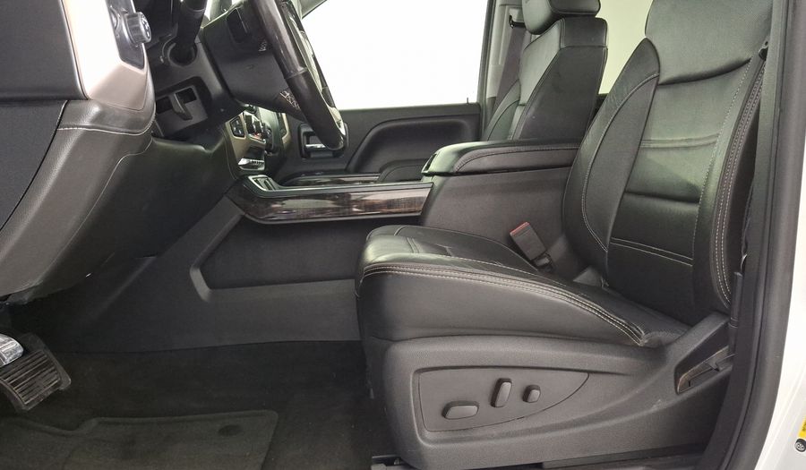 Gmc Sierra 6.2 DENALI E AT 4WD Pickup 2016