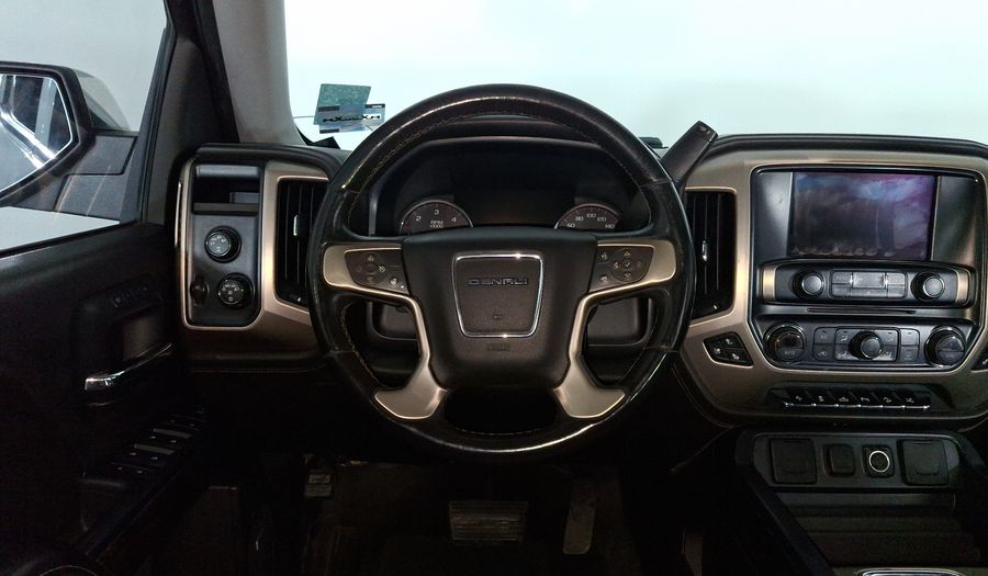 Gmc Sierra 6.2 DENALI E AT 4WD Pickup 2016