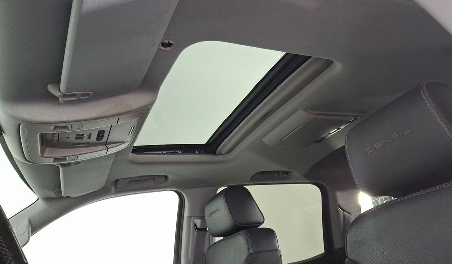 Gmc Sierra 6.2 DENALI E AT 4WD Pickup 2016