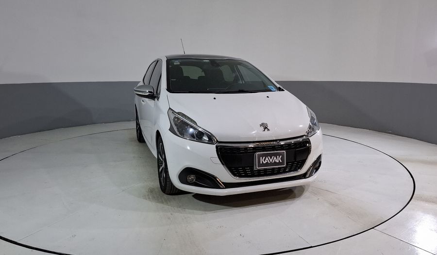 Peugeot 208 1.6 FELINE AT Hatchback 2017
