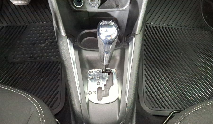 Peugeot 208 1.6 FELINE AT Hatchback 2017