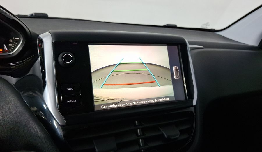 Peugeot 208 1.6 FELINE AT Hatchback 2017