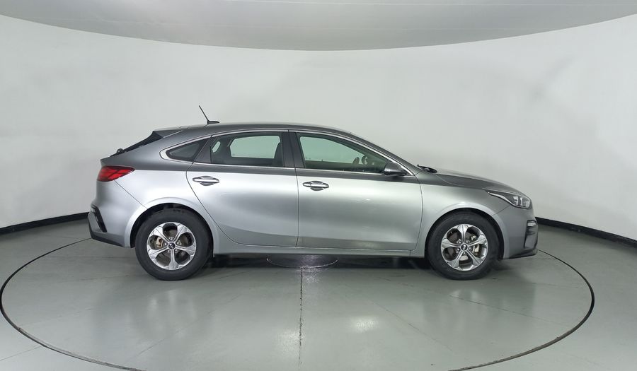 Kia Forte 2.0 EX Hatchback 2019