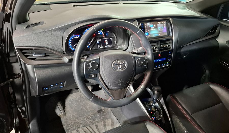 Toyota Yaris 1.5 S CVT Hatchback 2024