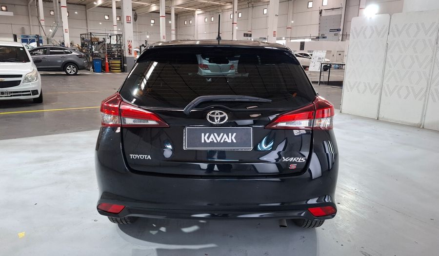 Toyota Yaris 1.5 S CVT Hatchback 2024