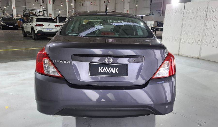 Nissan Versa 1.6 SENSE CVT Sedan 2020