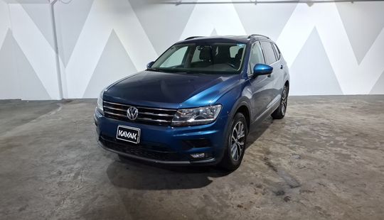 Volkswagen • Tiguan
