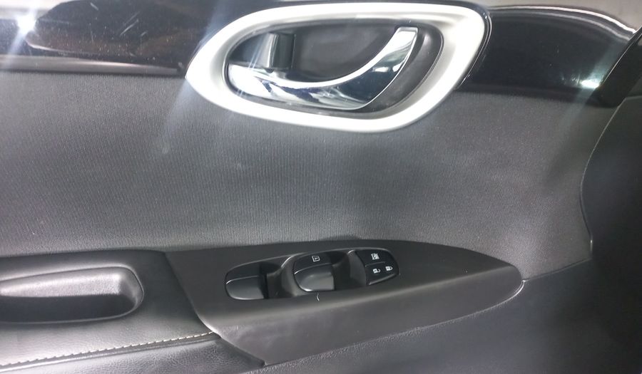 Nissan Sentra 1.8 ADVANCE AUTO Sedan 2019