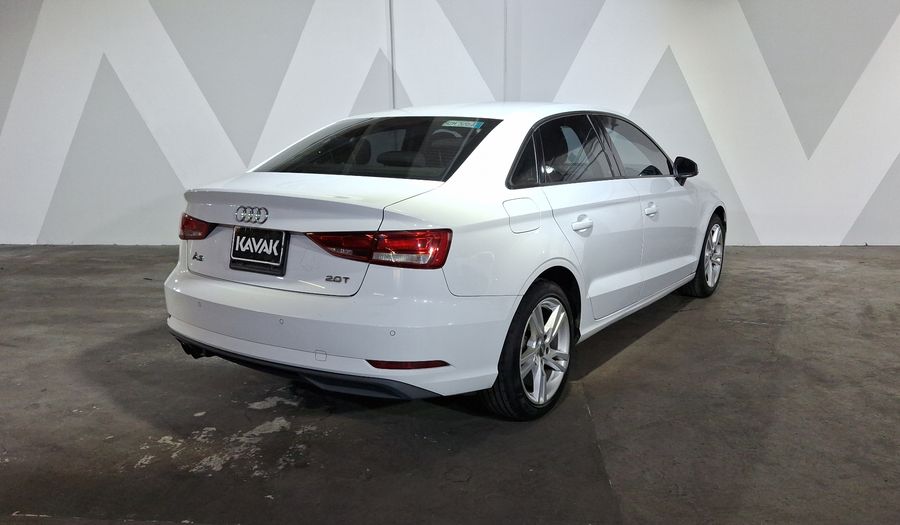 Audi A3 2.0 DYNAMIC S TRONIC Hatchback 2017