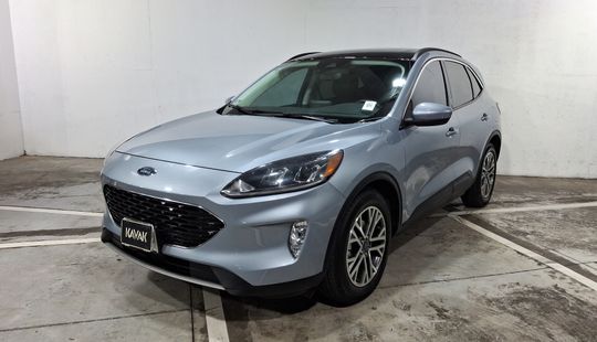 Ford • Escape
