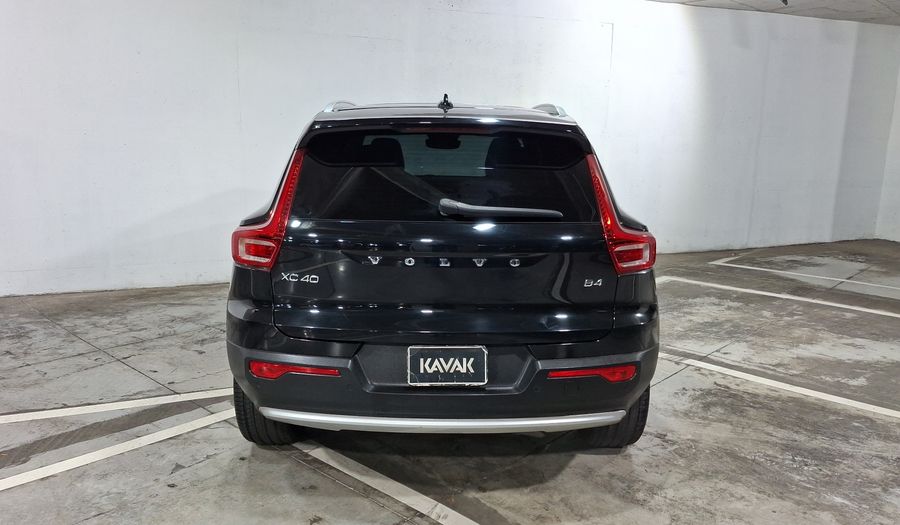 Volvo Xc40 2.0 B4 MHEV ULTIMATE AUTO Suv 2023
