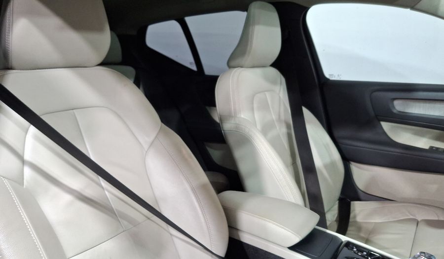 Volvo Xc40 2.0 B4 MHEV ULTIMATE AUTO Suv 2023
