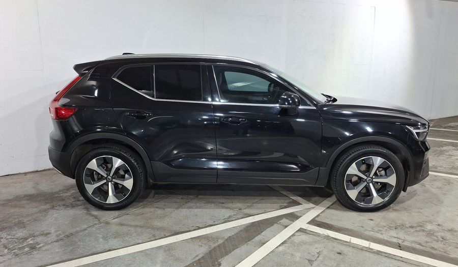 Volvo Xc40 2.0 B4 MHEV ULTIMATE AUTO Suv 2023