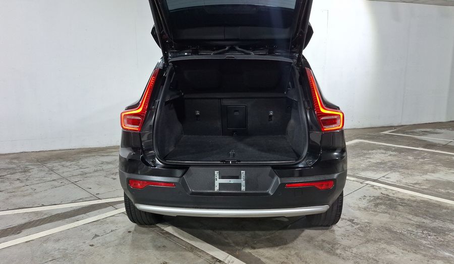 Volvo Xc40 2.0 B4 MHEV ULTIMATE AUTO Suv 2023