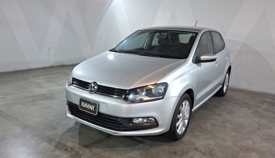 Volkswagen • Polo