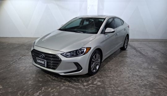 Hyundai • Elantra
