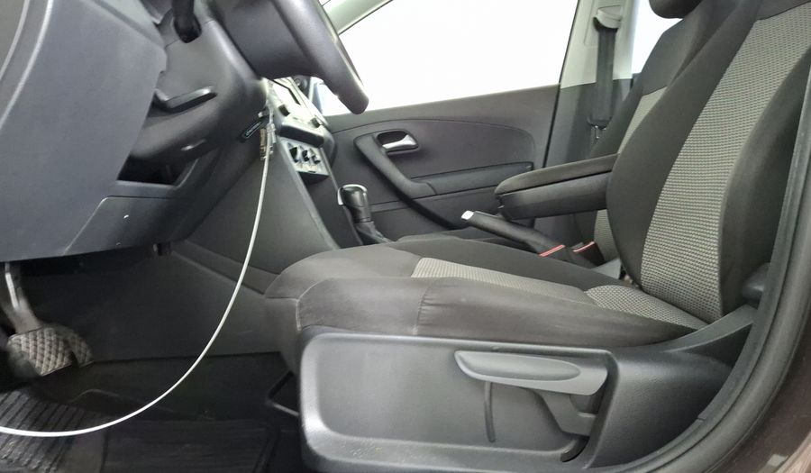 Volkswagen Vento 1.6 COMFORTLINE TIPTRONIC Sedan 2018