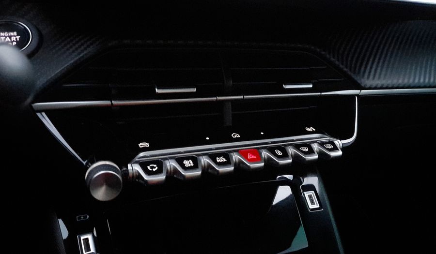 Peugeot 2008 1.0 T200 GT AUTO Suv 2025