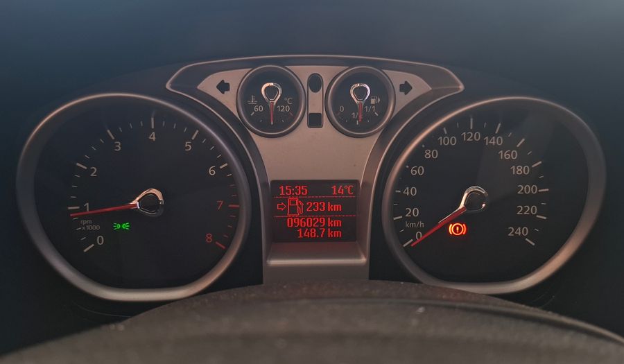 Ford Focus Ii 1.6 TREND Hatchback 2013