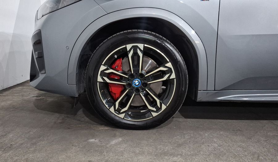 Bmw Ix2 BEV 67KWH XDRIVE30I AUTO Suv 2025