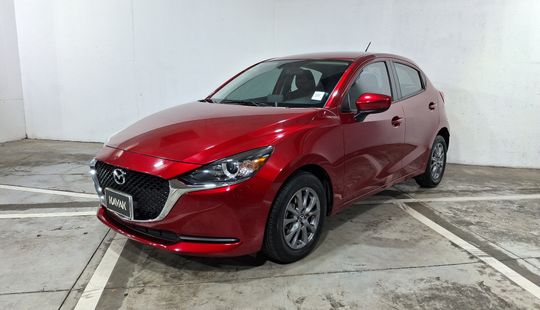 Mazda • Mazda 2