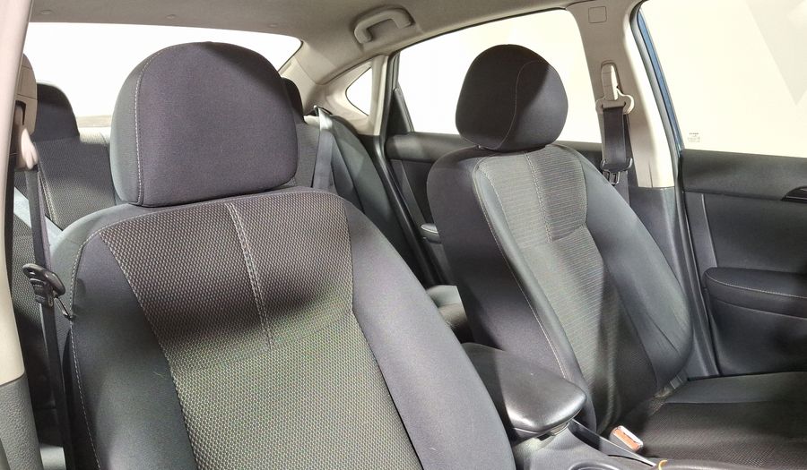 Nissan Sentra 1.8 ADVANCE CVT Sedan 2017
