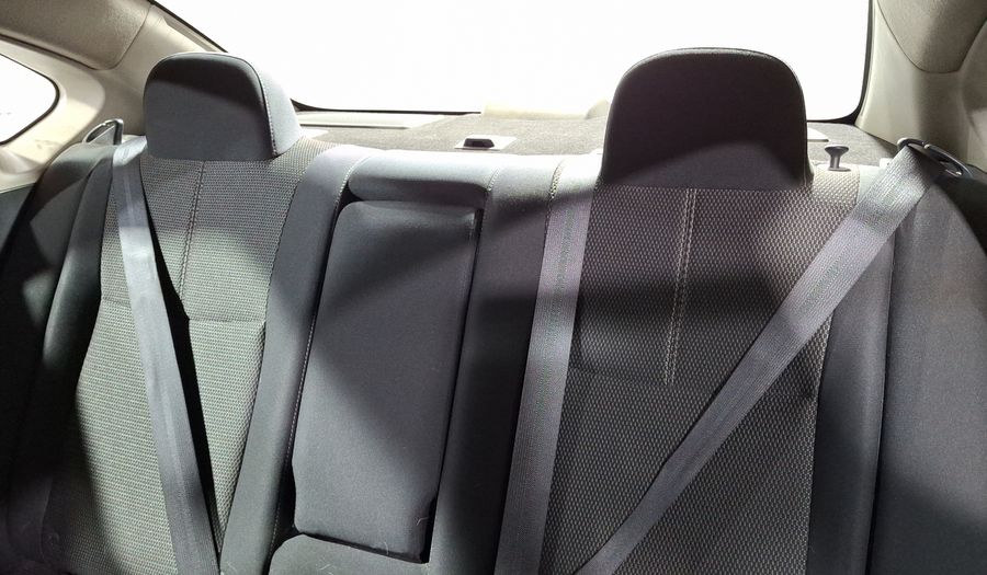 Nissan Sentra 1.8 ADVANCE CVT Sedan 2017