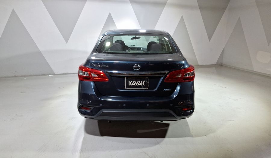 Nissan Sentra 1.8 ADVANCE CVT Sedan 2017