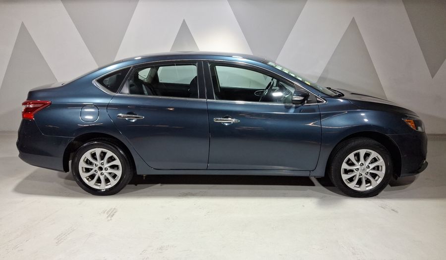 Nissan Sentra 1.8 ADVANCE CVT Sedan 2017