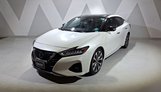 Nissan • Maxima