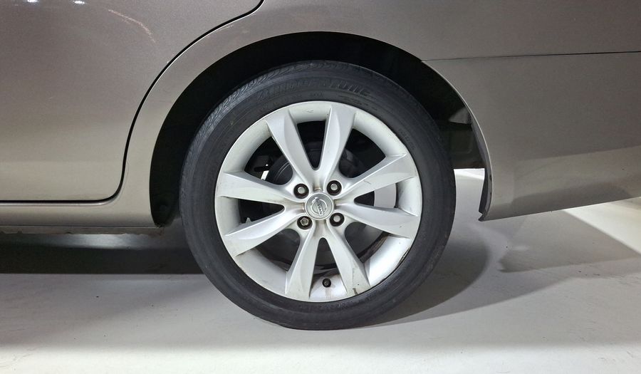 Nissan Versa 1.6 EXCLUSIVE TA AC Sedan 2014