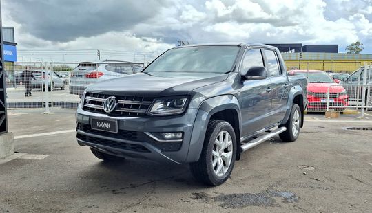 Volkswagen • Amarok