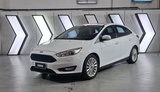 Ford • Focus III