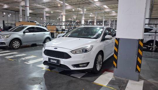 Ford • Focus III