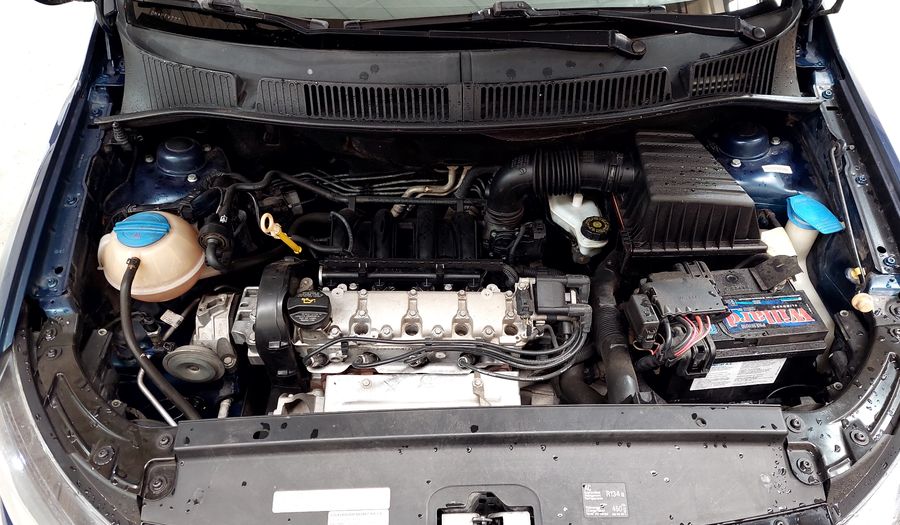 Volkswagen Suran 1.6 TRENDLINE Wagon 2015