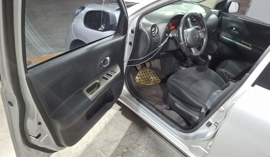 Nissan March 1.6 ADVANCE MT Hatchback 2017