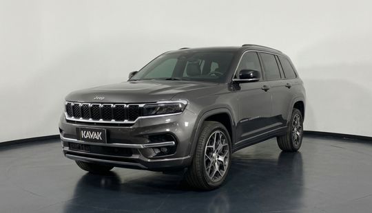 Jeep • Commander