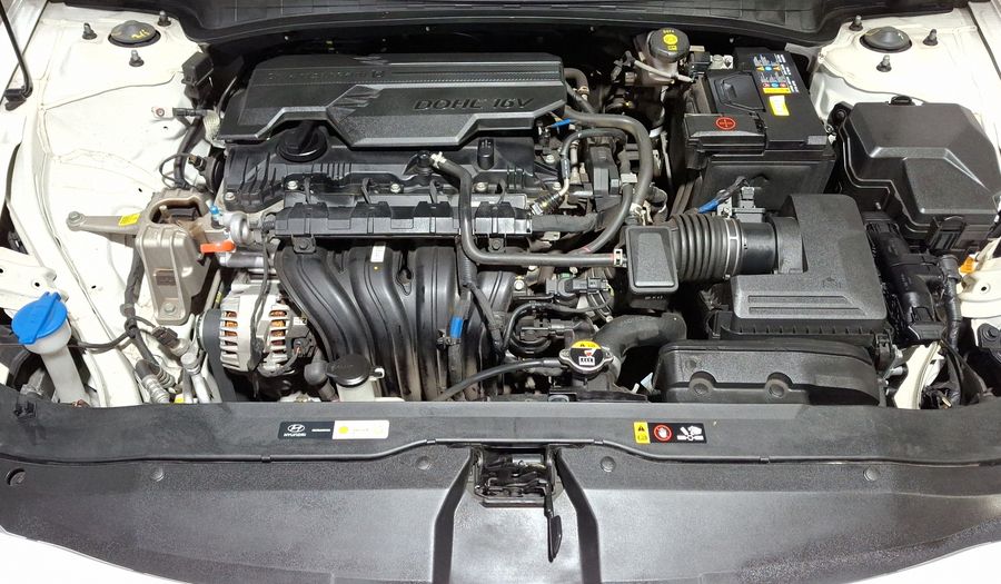 Hyundai Elantra 2.0 LIMITED TECH IVT Sedan 2024