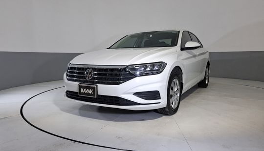 Volkswagen • Jetta