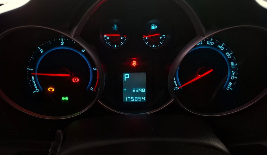 Chevrolet Cruze 2.0 LT AT Hatchback 2015