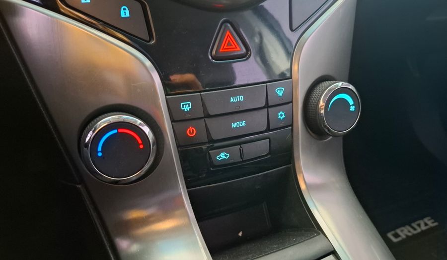 Chevrolet Cruze 2.0 LT AT Hatchback 2015