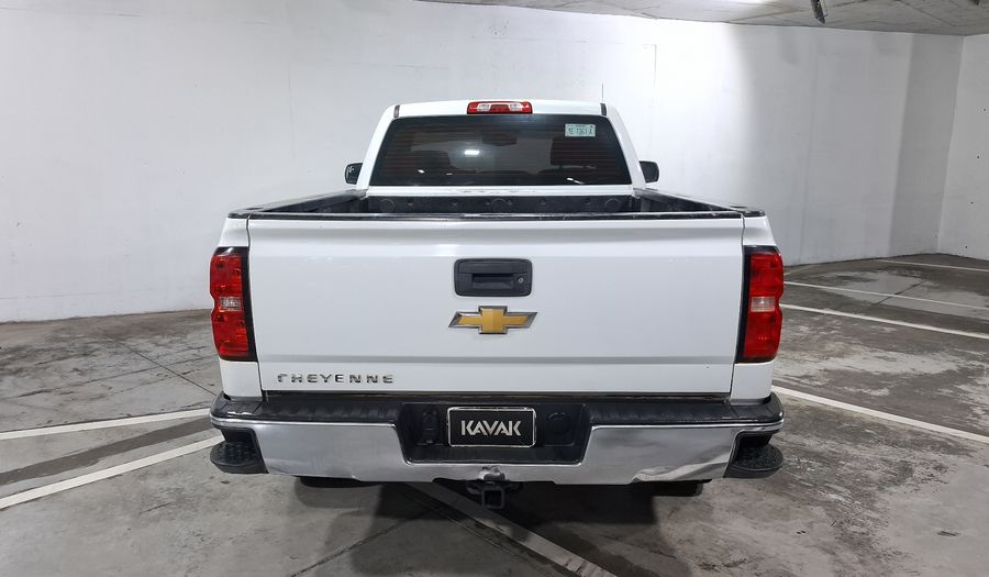 Chevrolet Cheyenne 5.3 2500 CHEYENNE CAB REG H AT 4WD Pickup 2015