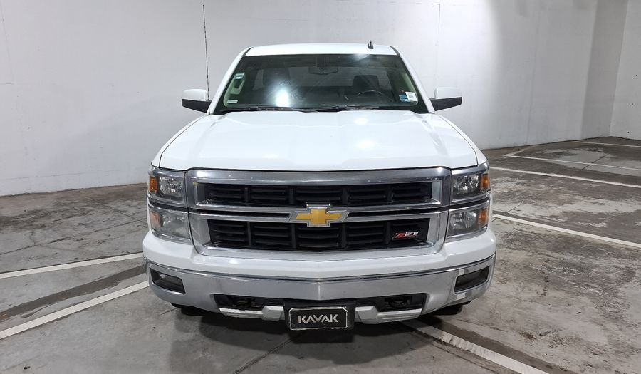 Chevrolet Cheyenne 5.3 2500 CHEYENNE CAB REG H AT 4WD Pickup 2015