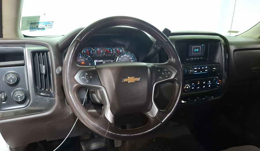 Chevrolet Cheyenne 5.3 2500 CHEYENNE CAB REG H AT 4WD Pickup 2015