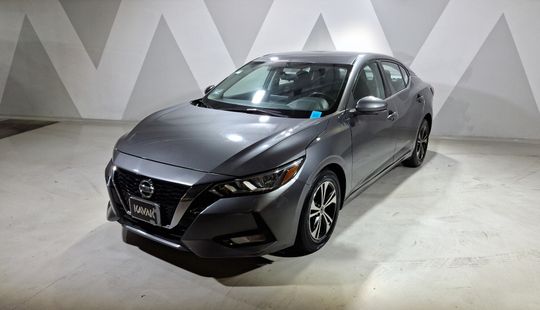 Nissan • Sentra