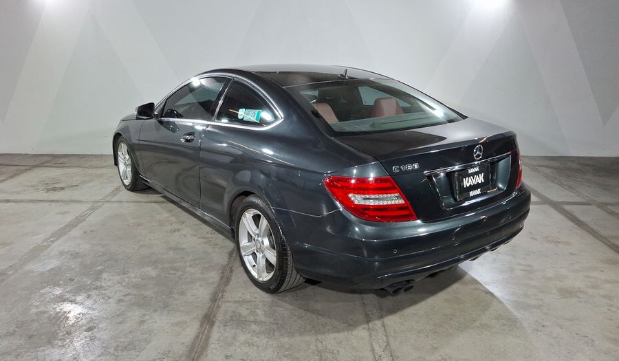 Mercedes Benz Clase C 1.6 180 CGI AT Coupe 2013