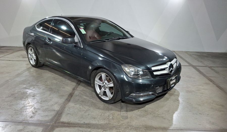Mercedes Benz Clase C 1.6 180 CGI AT Coupe 2013