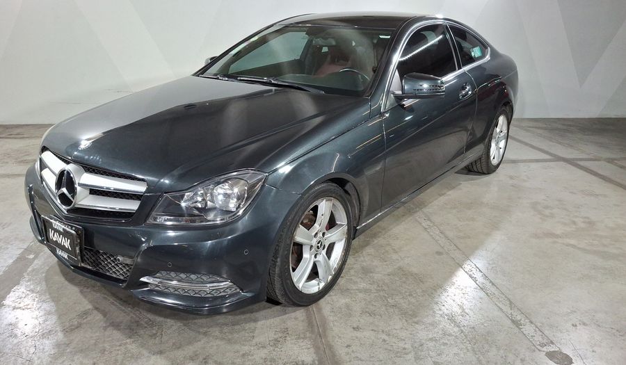 Mercedes Benz Clase C 1.6 180 CGI AT Coupe 2013