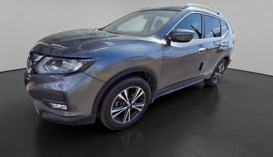 Nissan • X-Trail