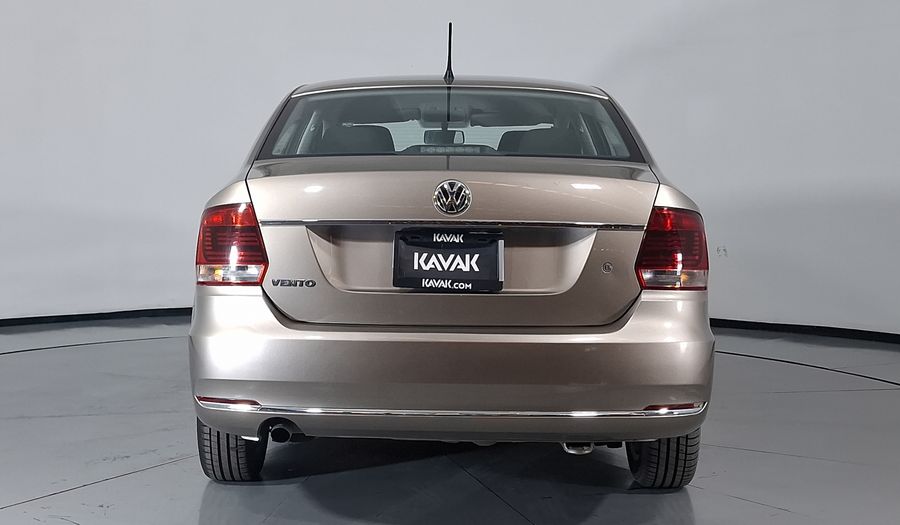 Volkswagen Vento 1.6 COMFORTLINE TIPTRONIC Sedan 2016